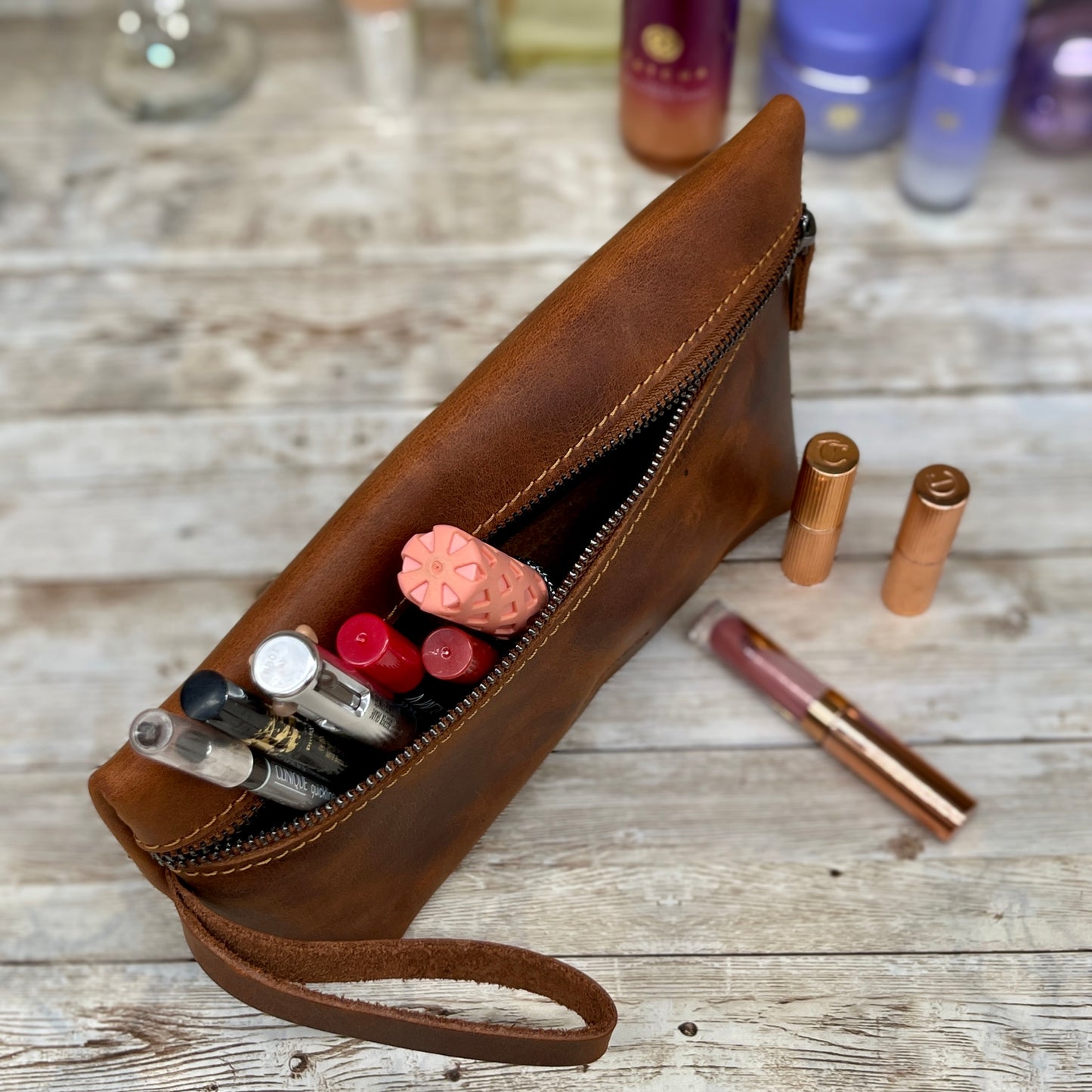 Mothers Day Gift |Leather Makeup Bag | Wedding Gift | Gift for Her | Leather Gift | Leather Cosmetic Pouch | Bridesmaid Bag | Cosmetic Bag