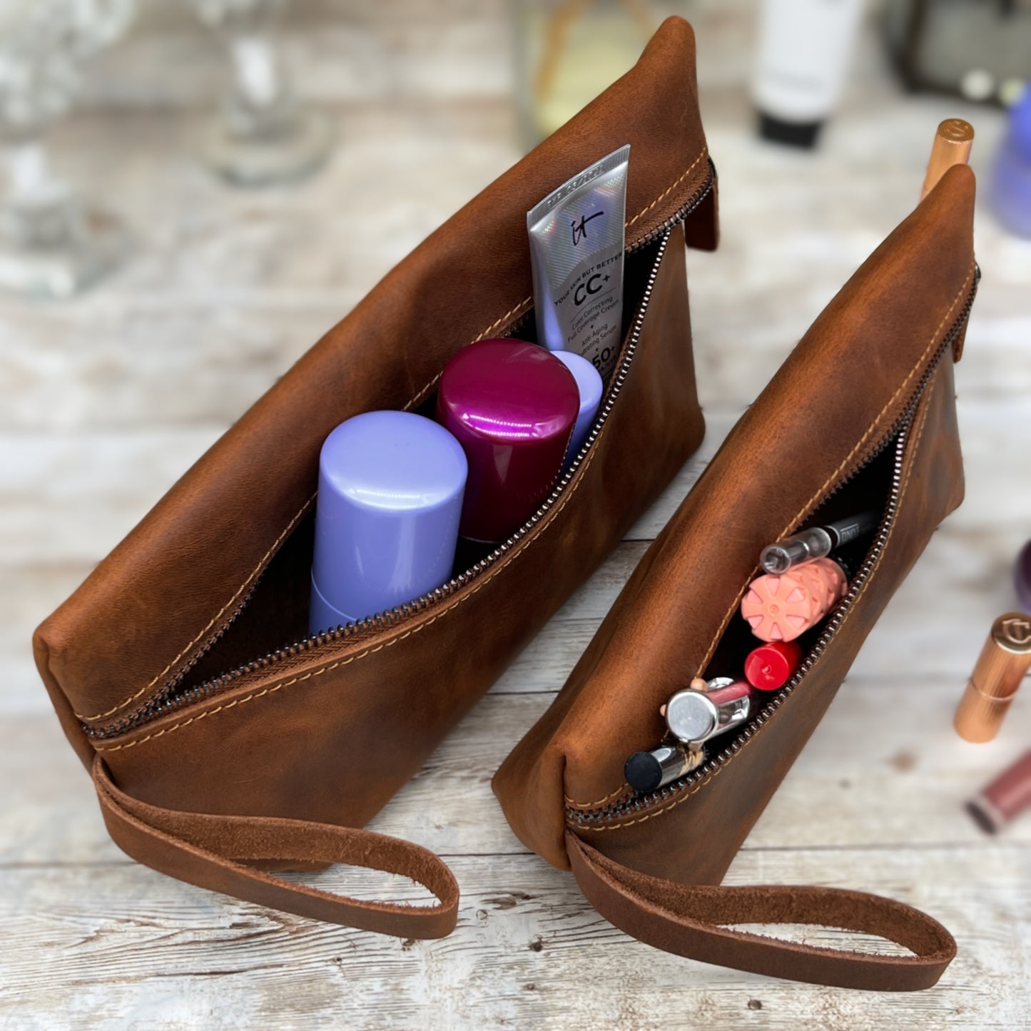 Mothers Day Gift |Leather Makeup Bag | Wedding Gift | Gift for Her | Leather Gift | Leather Cosmetic Pouch | Bridesmaid Bag | Cosmetic Bag