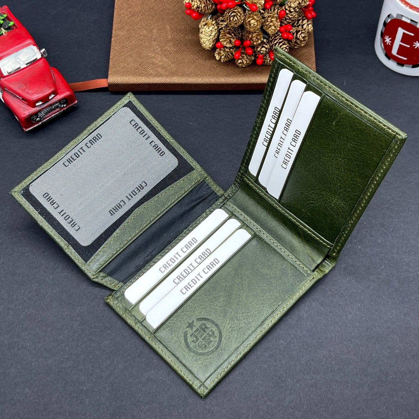 Green Handmade Leather Wallet w/o Coin Pocket