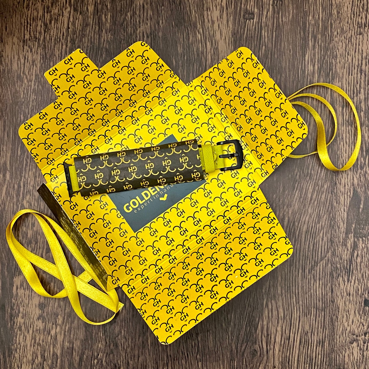 Yellow Apple Watch Leather Band, 100% Hand Cut and Hand Stitched Apple Watch Leather Band 42mm, 38mm, 40mm, 44mm for All Series