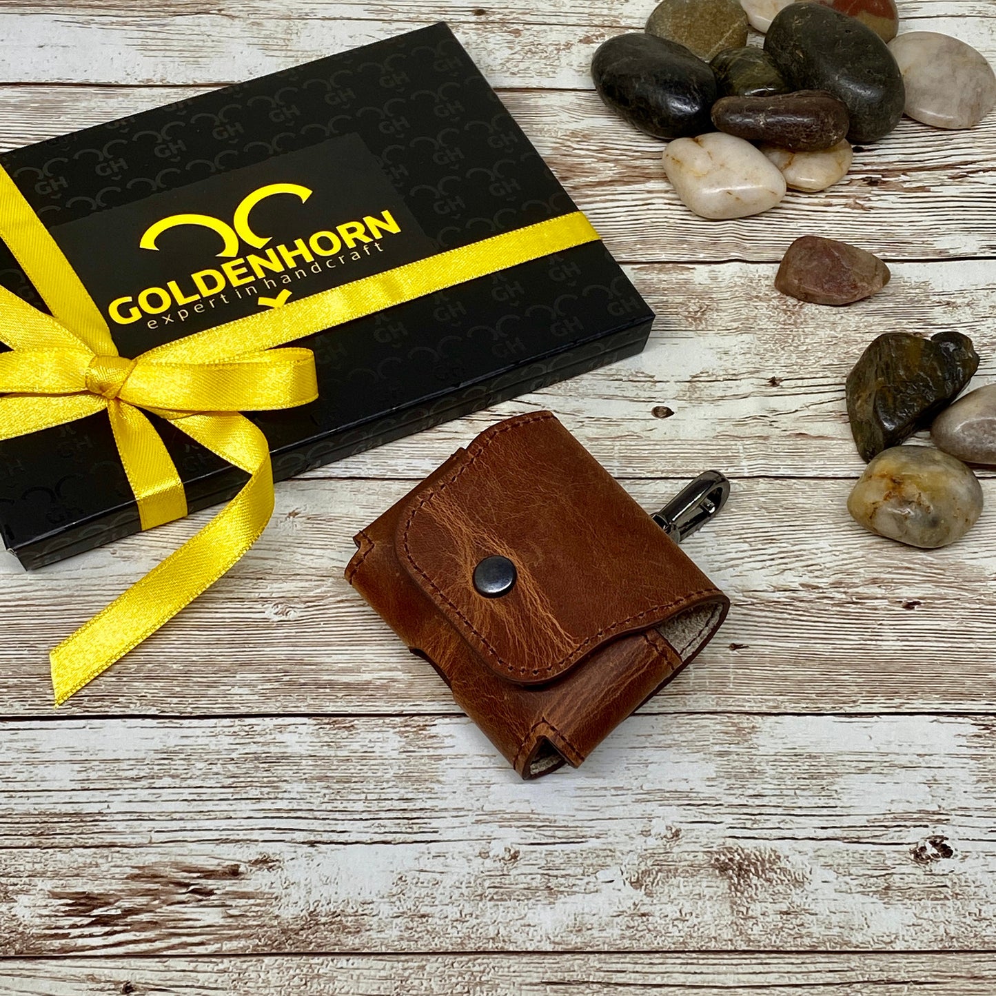 Brown AirPods Case with Keychain, Personalized AirPods Leather Case Cover, Airpod Pro Case, Leather Airpod Pro Case, Engraved AirPods Case,