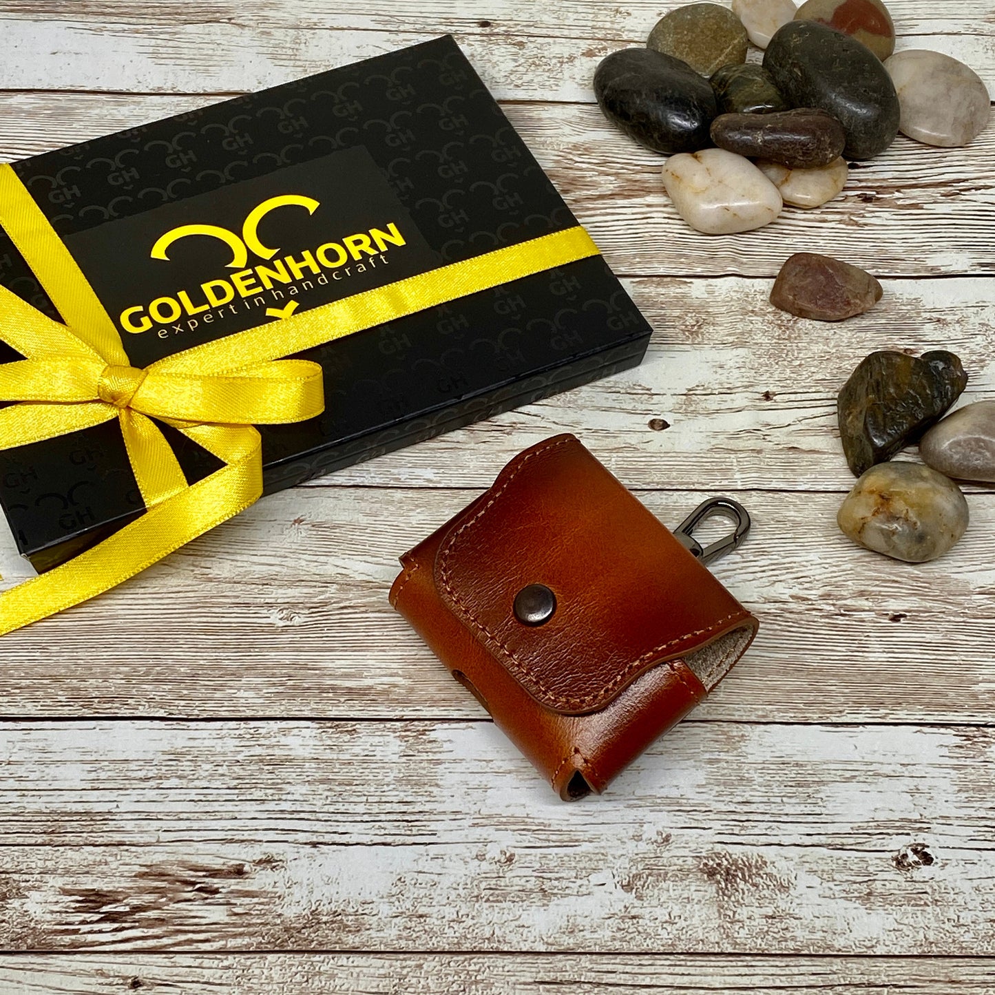 Shiny Brown AirPods Case with Keychain, Gift for him, Gift fot her, Gift for Him, Christmas Gift, Birthday Gift, Anniversary Gift