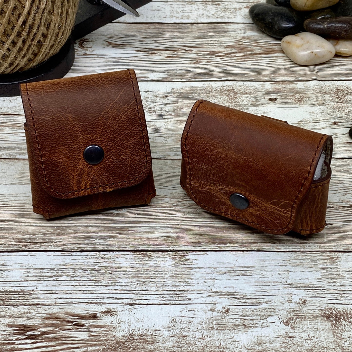Brown AirPods Case with Keychain, Personalized AirPods Leather Case Cover, Airpod Pro Case, Leather Airpod Pro Case, Engraved AirPods Case,