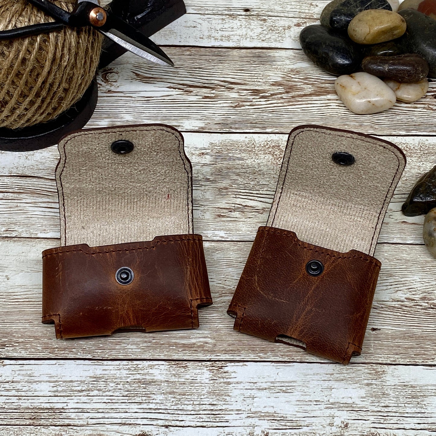 Brown AirPods Case with Keychain, Personalized AirPods Leather Case Cover, Airpod Pro Case, Leather Airpod Pro Case, Engraved AirPods Case,