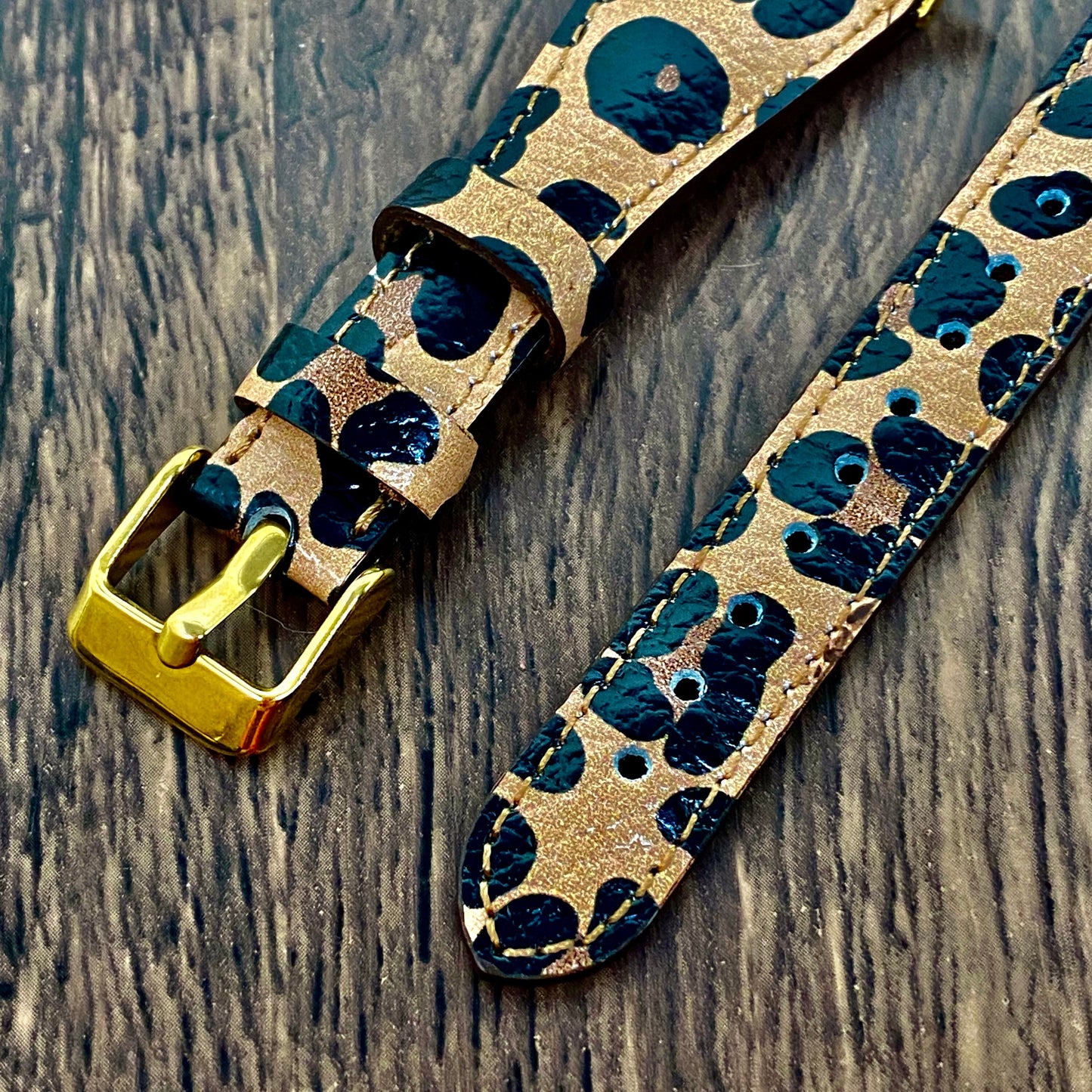 Leopard Pattern Slim Premium Leather Apple Watch Band 38mm, 42mm, 44mm, 40mm for 6-5-4-3-2 Gift for Him, Gift for Husband, Gift for Friend