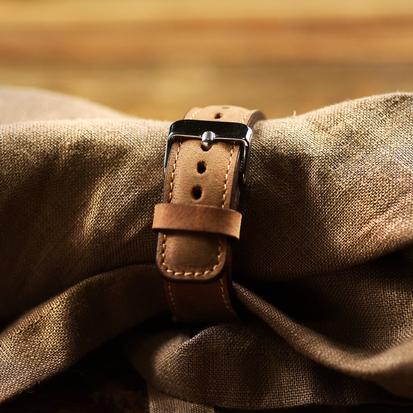 Premium Leather Brown Apple Watch Band 38mm, 42mm, 44mm, 40mm for Series 6-5-4-3-2-1 & SE