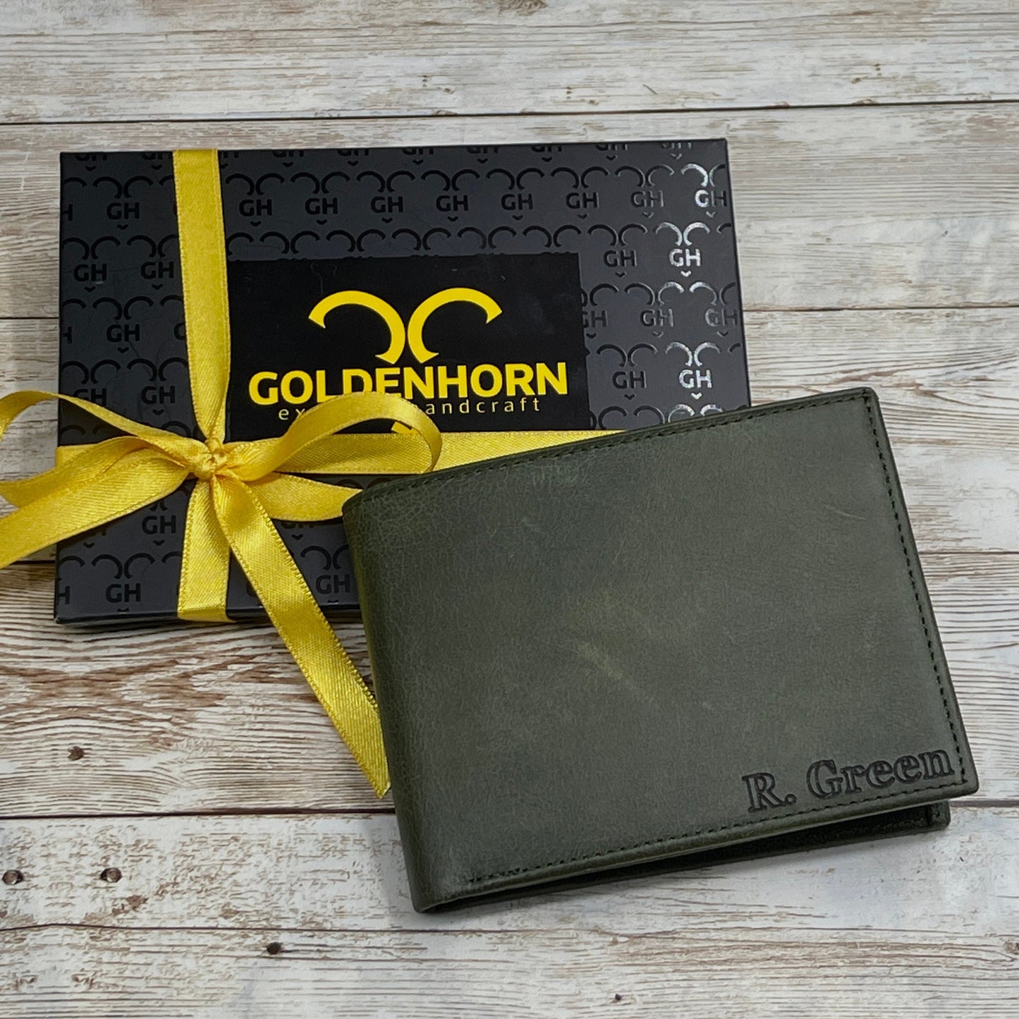 Green Leather Wallet made from Genuine Leather Card, Cash and Coin Holder Customized for Anniversary Gift