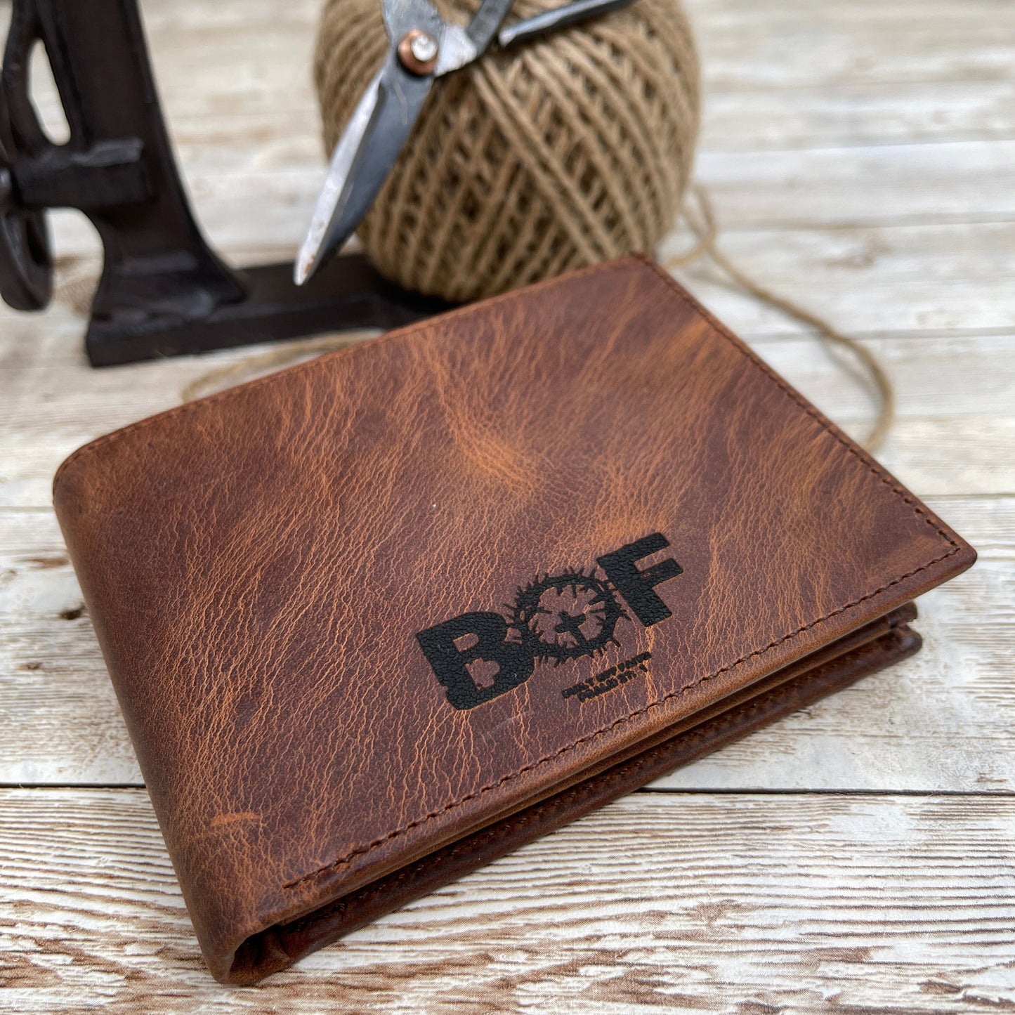 Personalized Leather Wallet, Custom Leather Wallet, men Monogrammed Leather Wallet, Handmade Bifold Wallet, Engraved Wallet