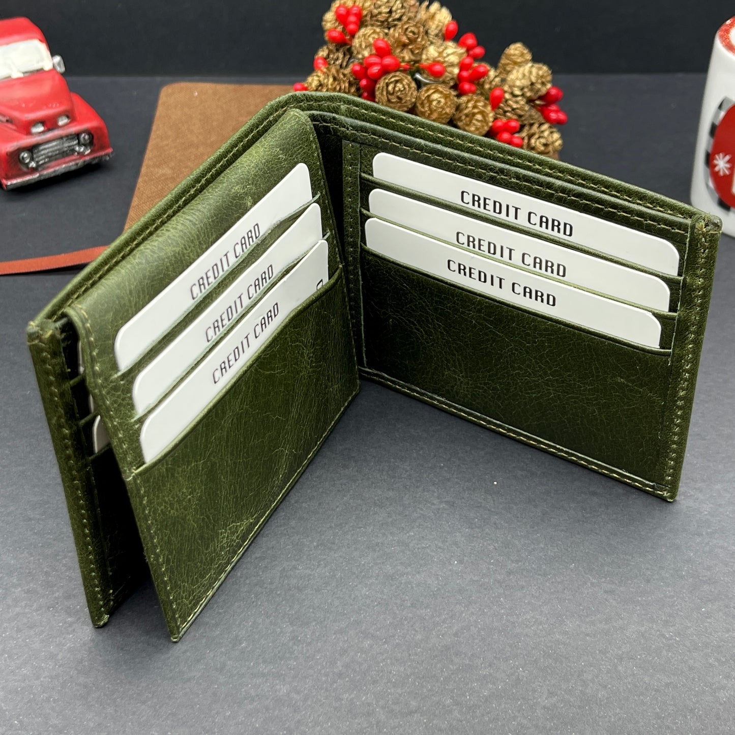 Green Handmade Leather Wallet w/o Coin Pocket